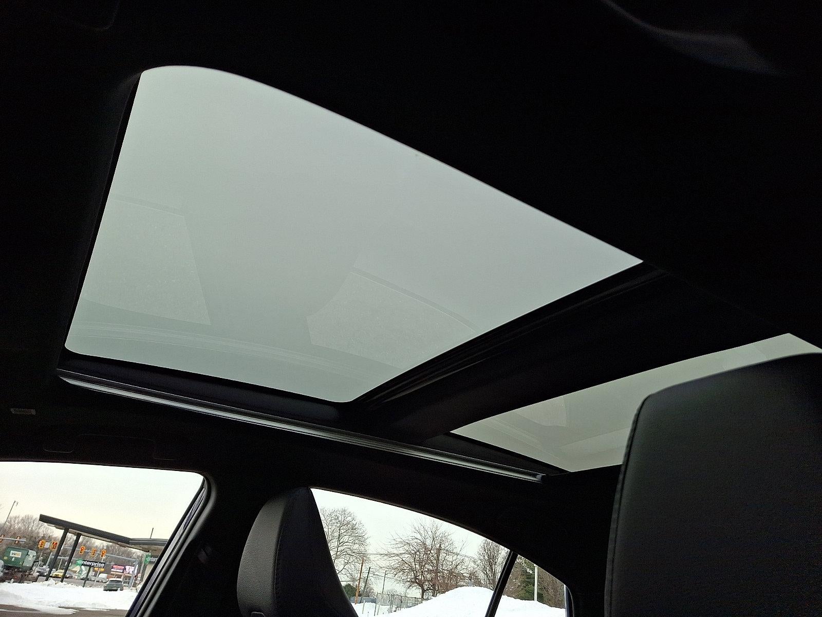 2025 Toyota Camry XSE (Natl)