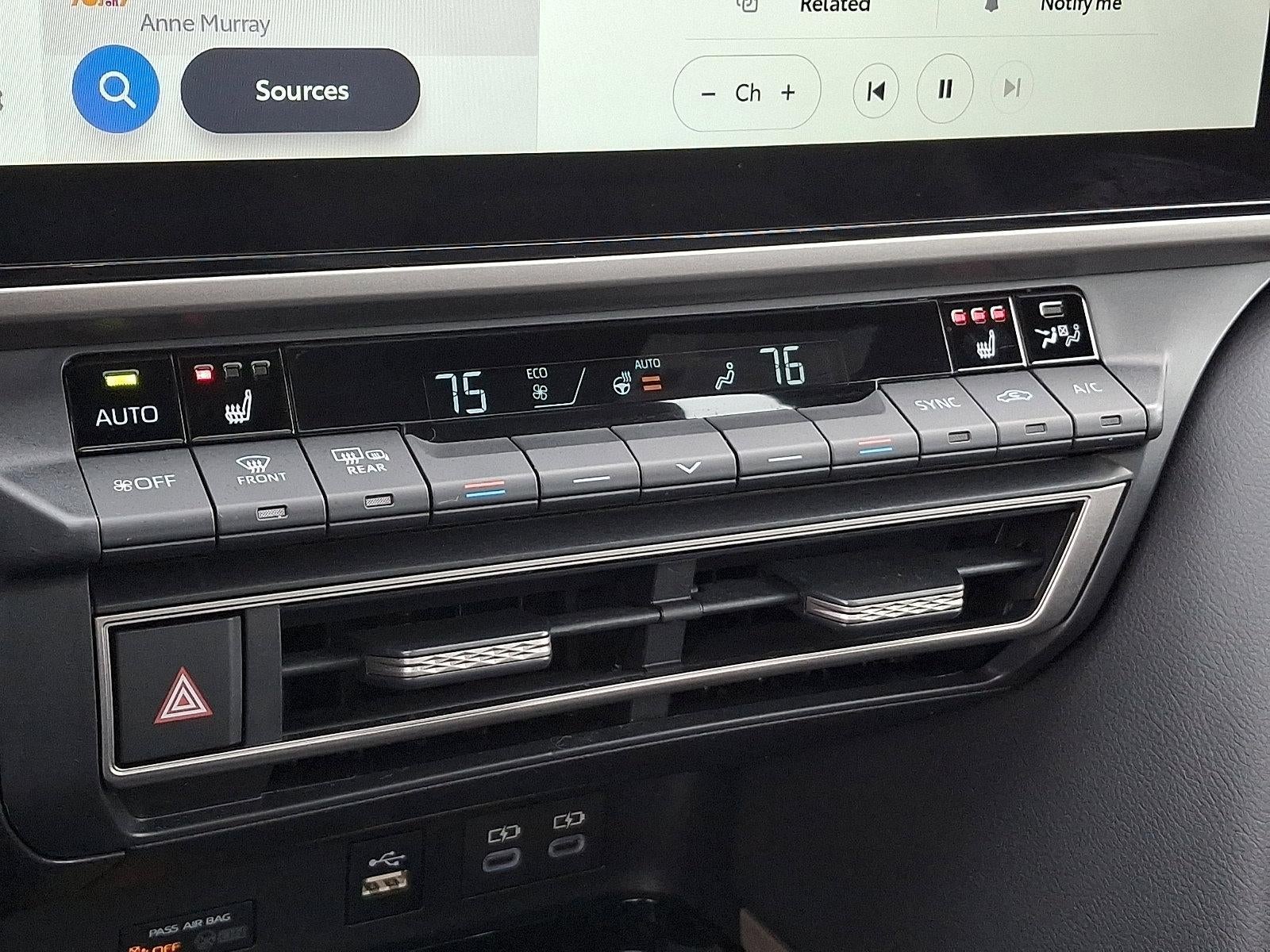 2025 Toyota Camry XSE (Natl)