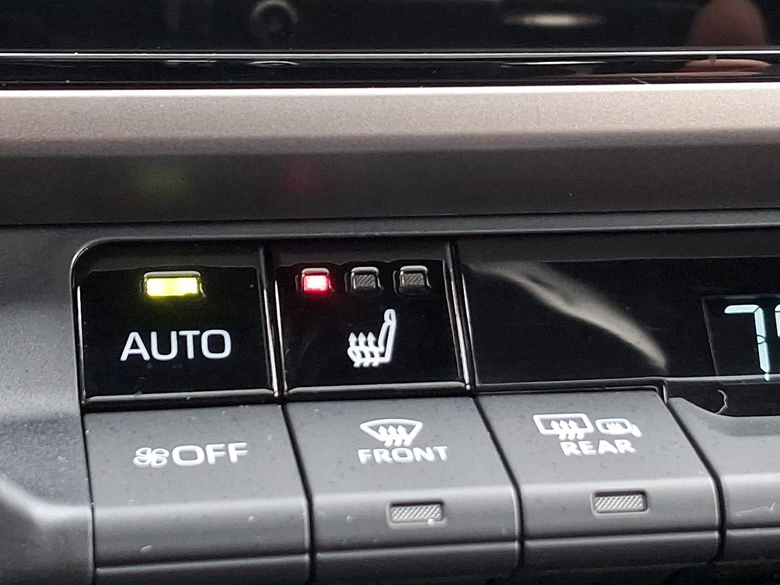 2025 Toyota Camry XSE (Natl)