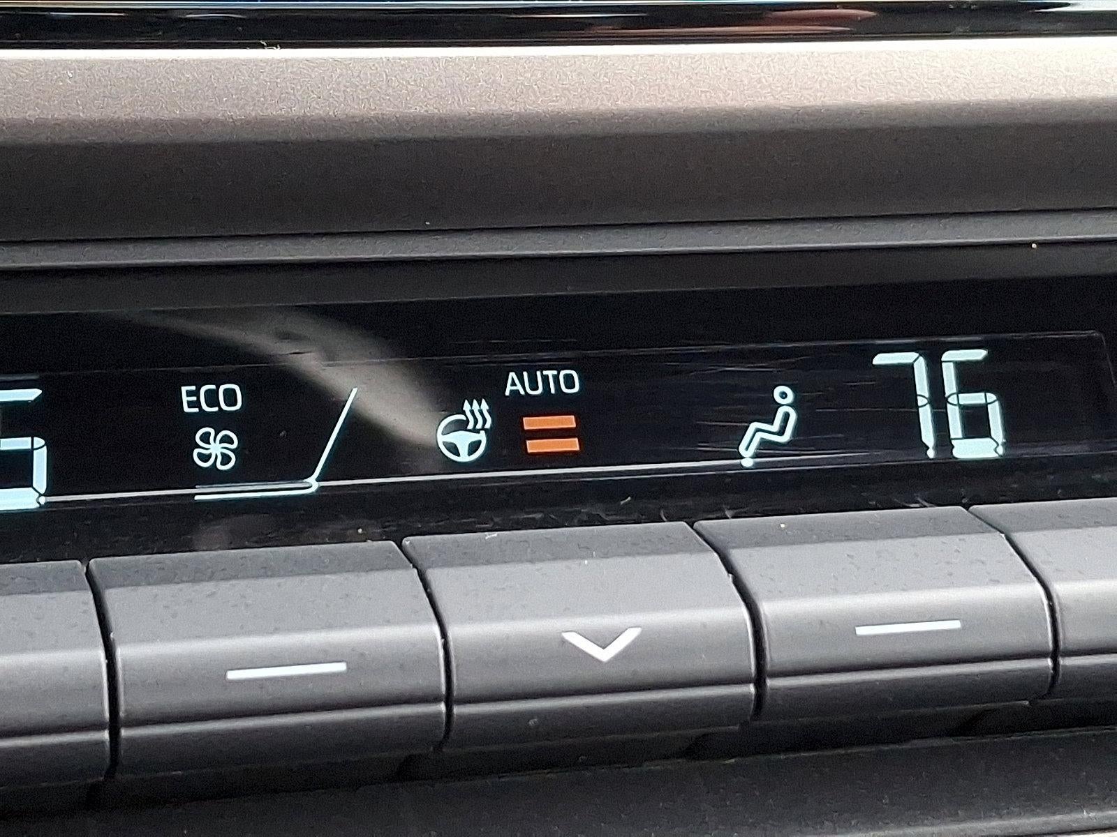 2025 Toyota Camry XSE (Natl)