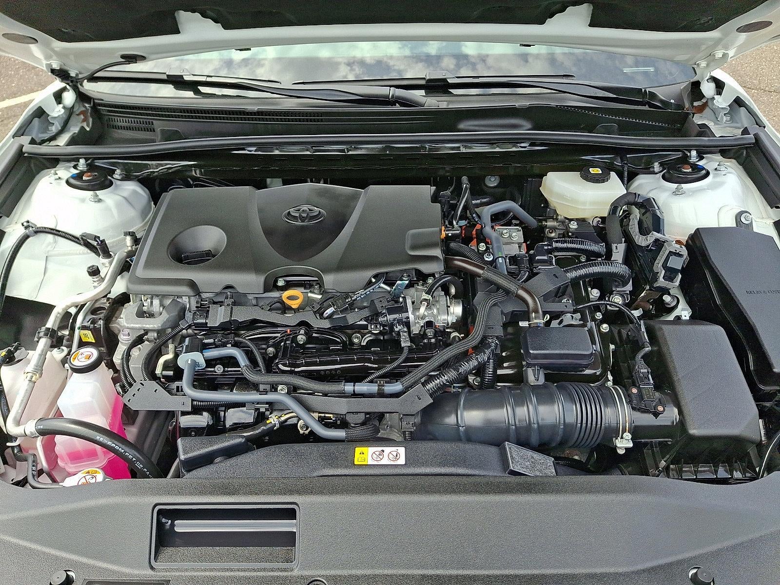 2025 Toyota Camry SE (SE)