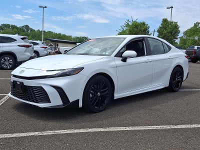 2025 Toyota Camry SE (SE)