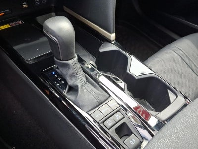 2025 Toyota Camry XSE AWD (Natl)