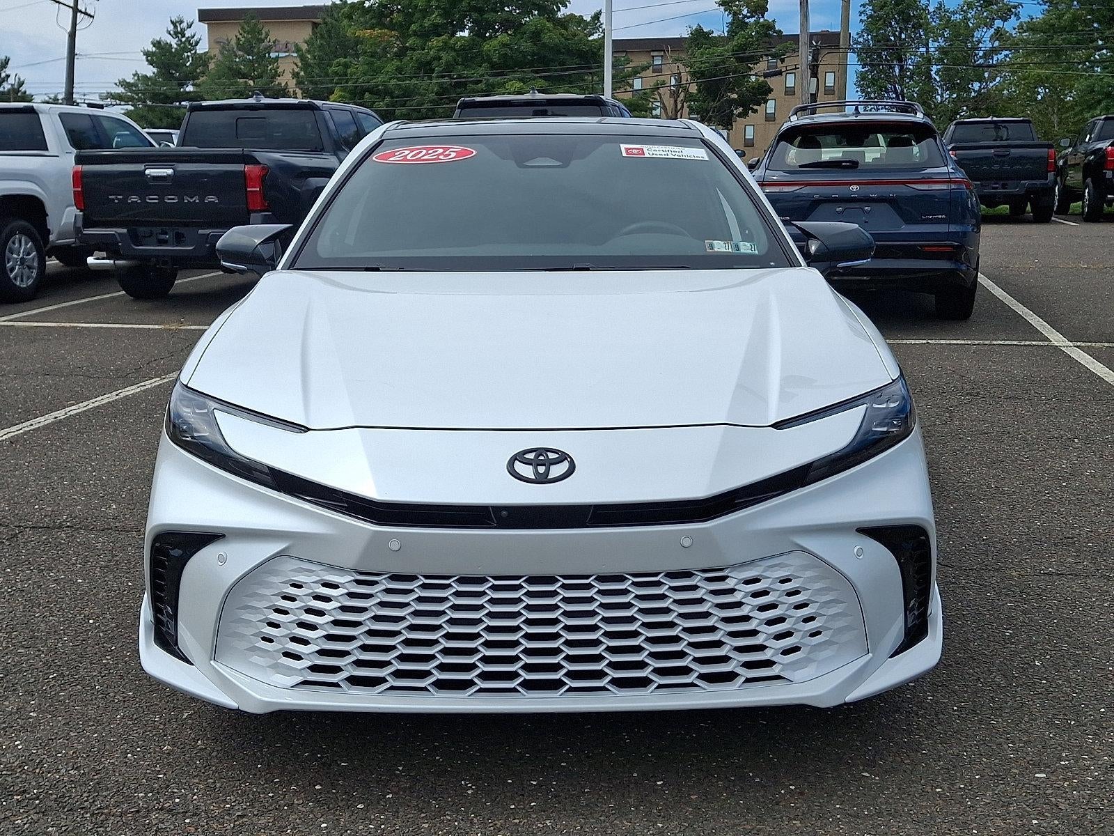 2025 Toyota Camry XSE AWD (Natl)