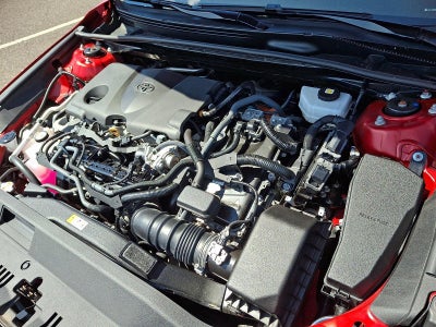 2025 Toyota Camry SE AWD (Natl)