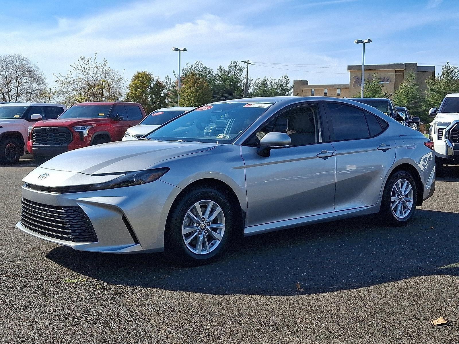 2025 Toyota Camry LE AWD (Natl)