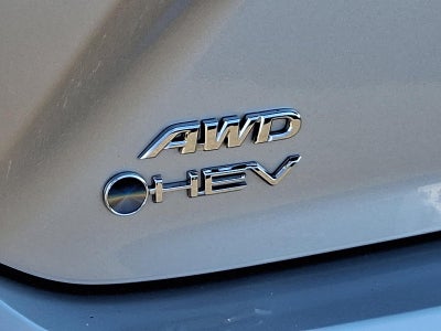 2025 Toyota Camry LE AWD (Natl)