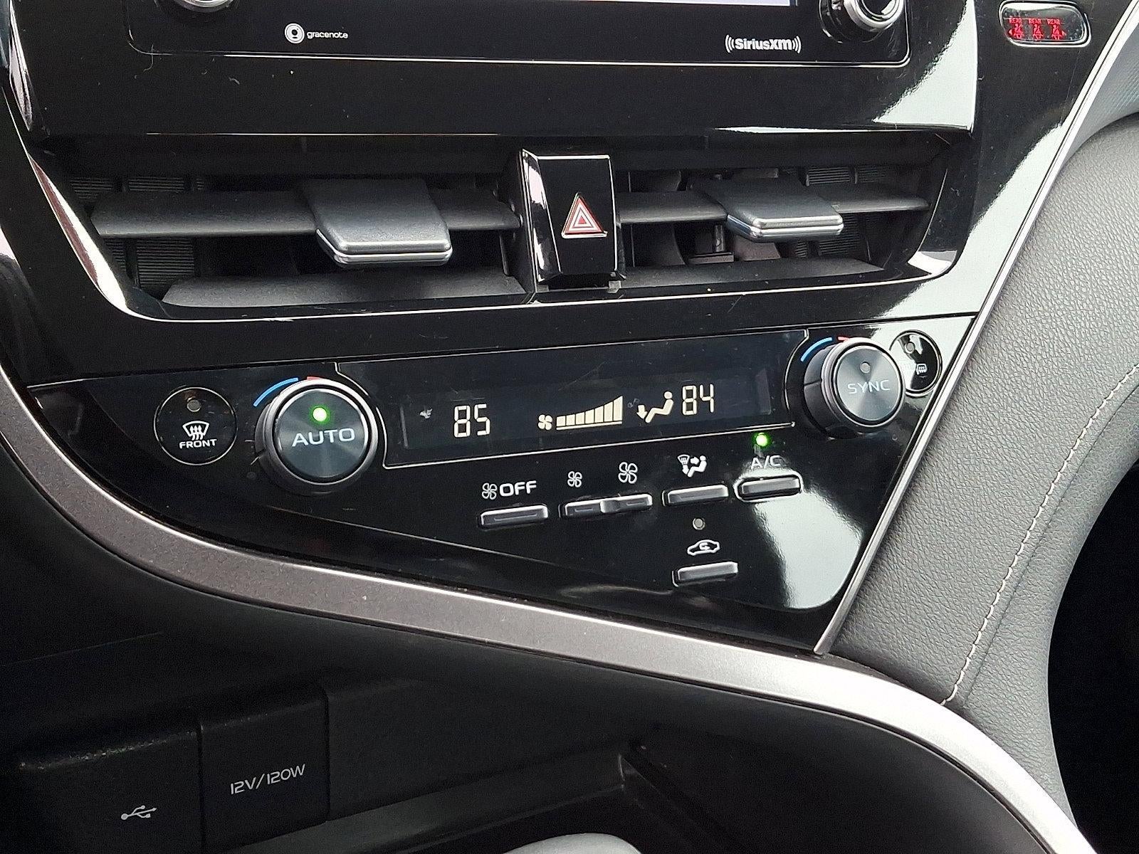 2024 Toyota Camry SE Auto (SE)