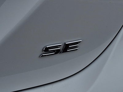 2024 Toyota Camry SE Auto (SE)