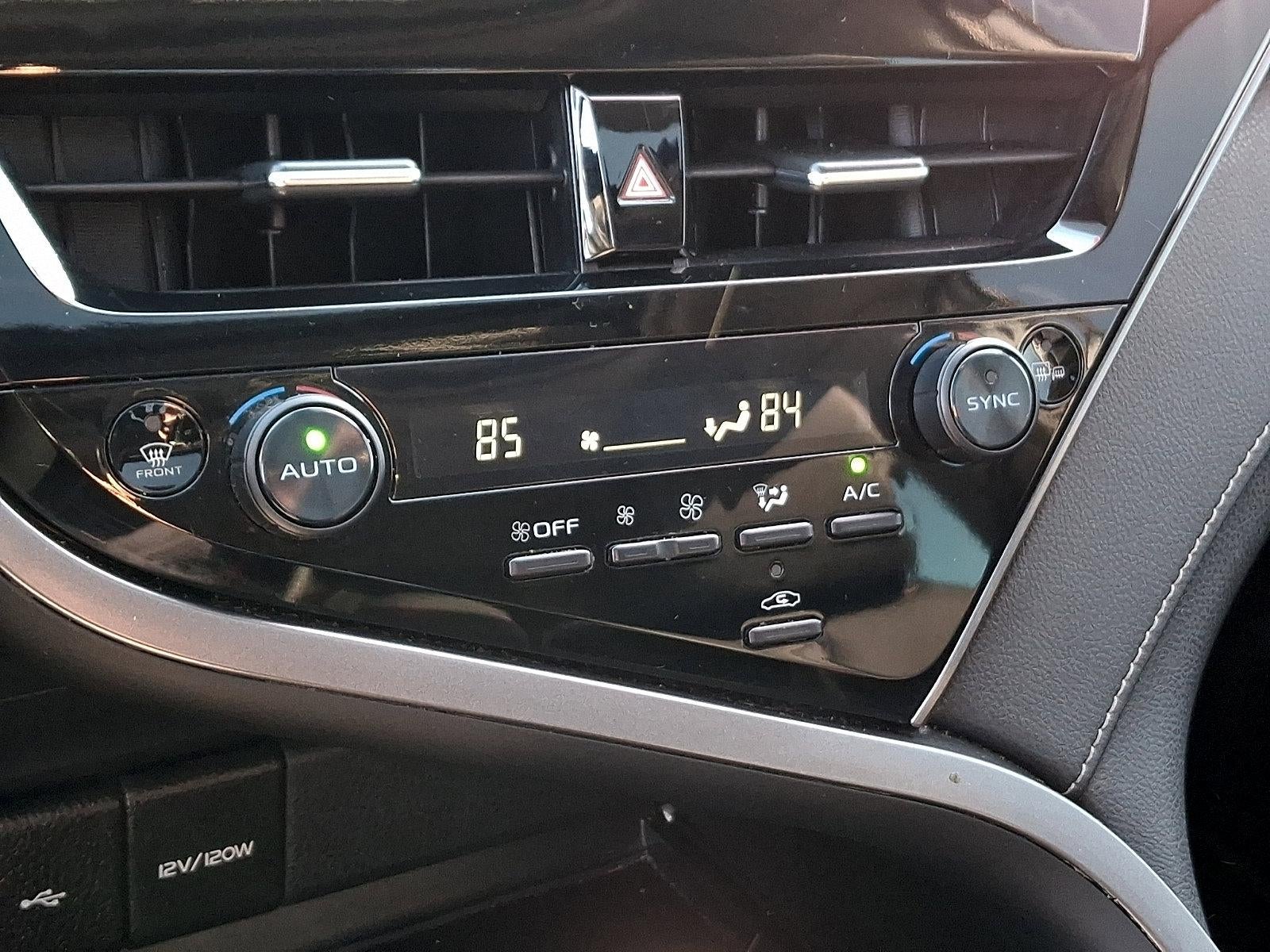 2023 Toyota Camry SE Auto (Natl)