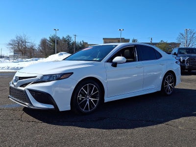 2023 Toyota Camry SE Auto (Natl)