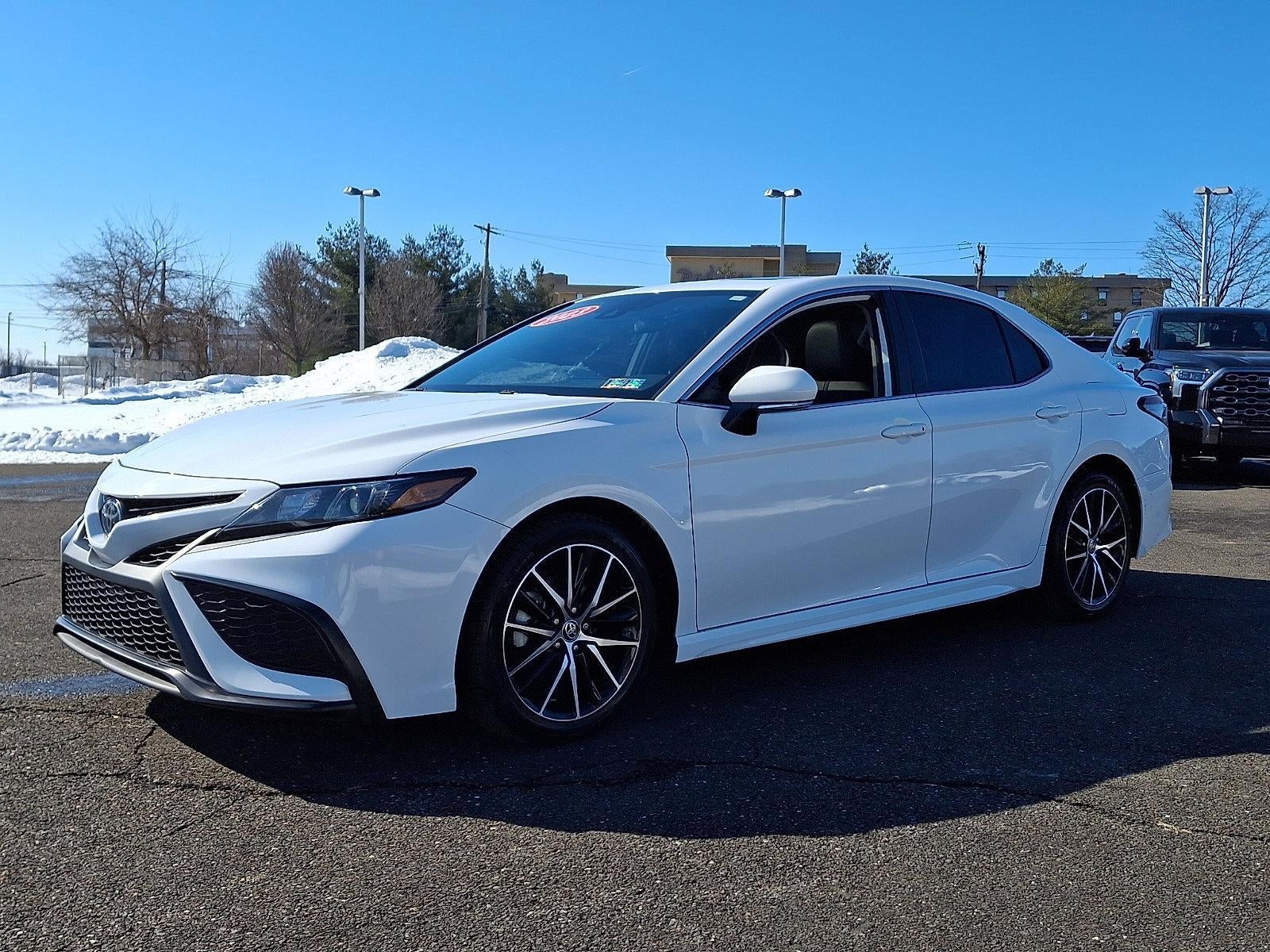 2023 Toyota Camry SE Auto (Natl)