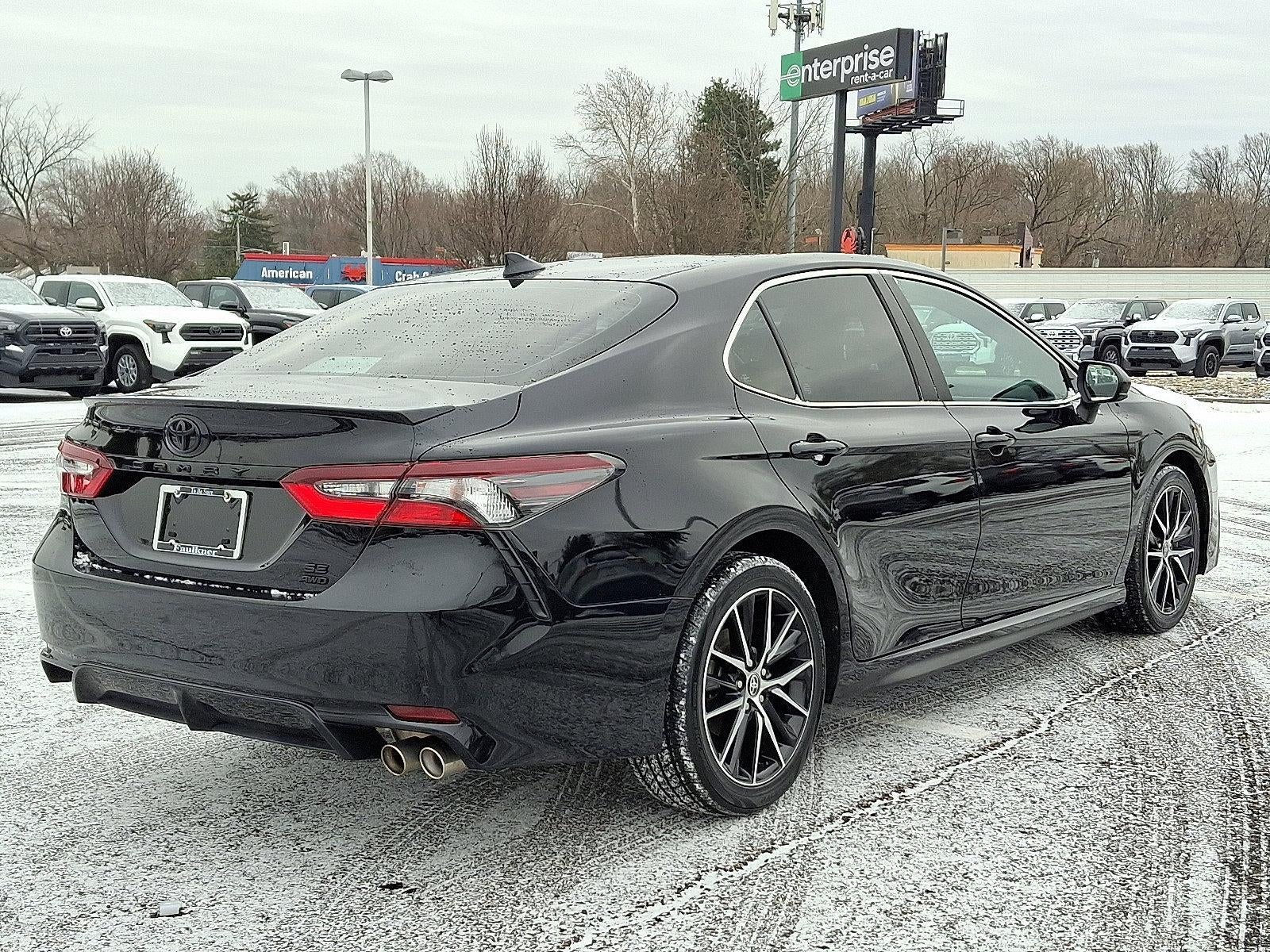 2021 Toyota Camry SE Auto AWD (Natl)