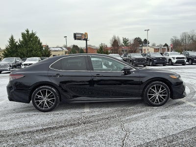 2021 Toyota Camry SE Auto AWD (Natl)