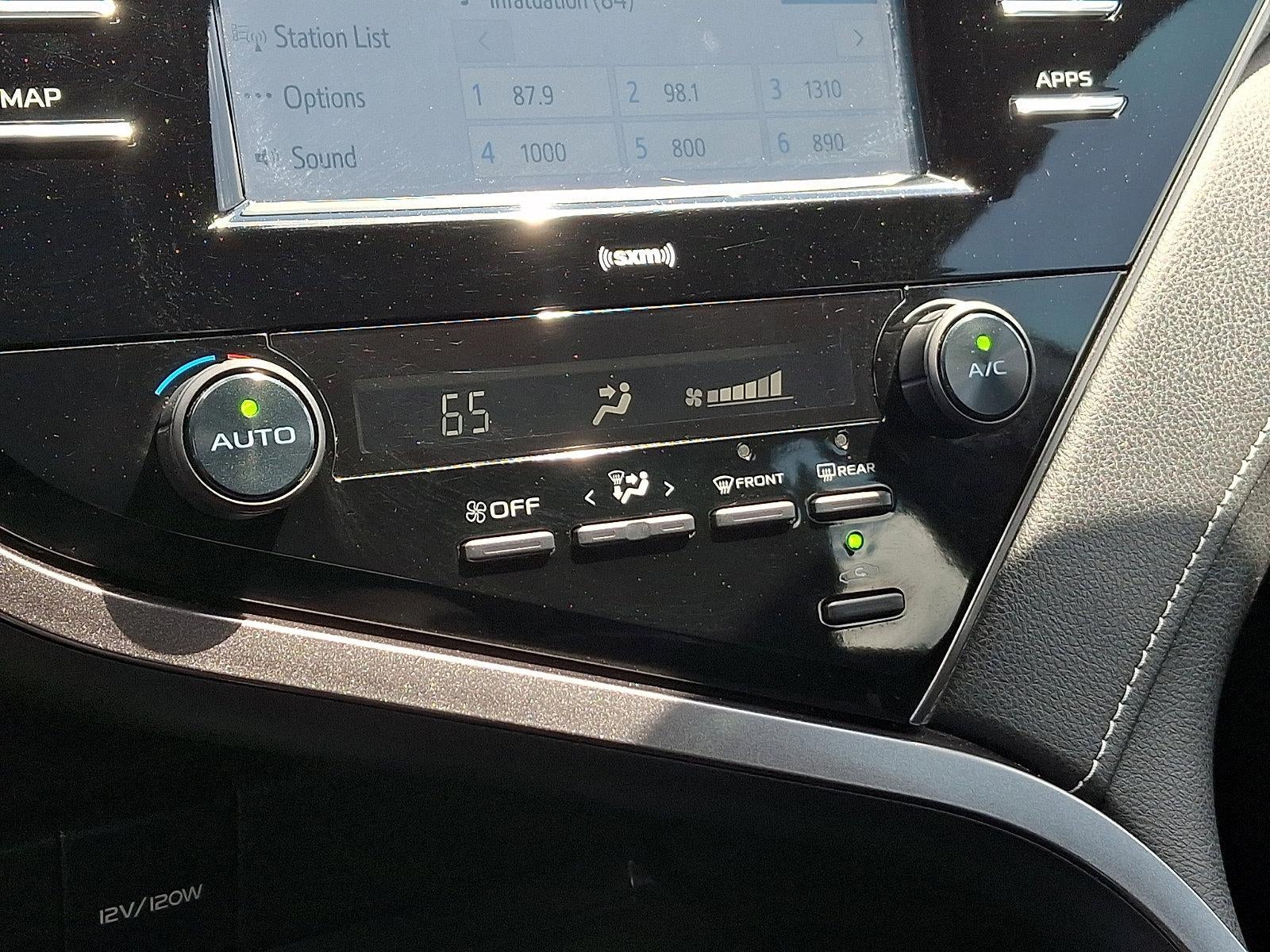2020 Toyota Camry SE Auto AWD (Natl)