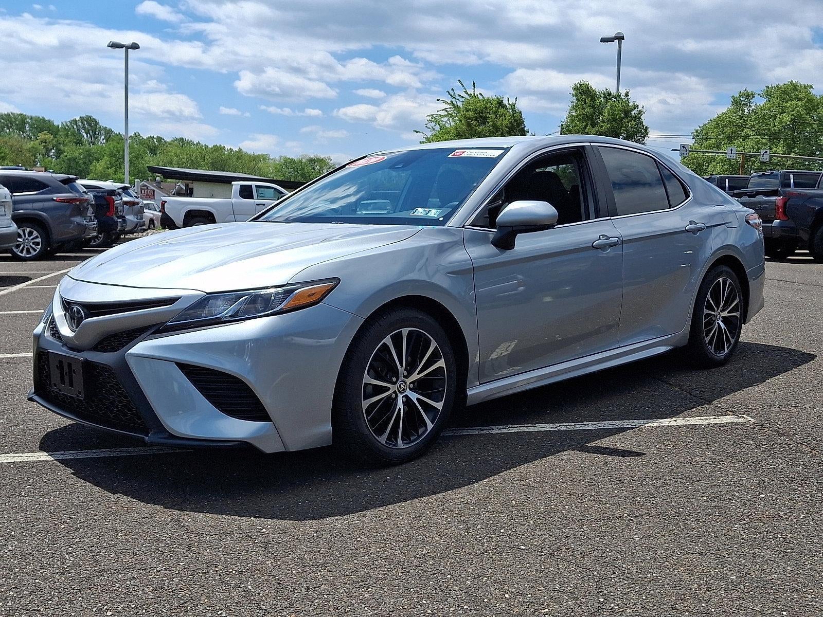 2020 Toyota Camry SE Auto AWD (Natl)