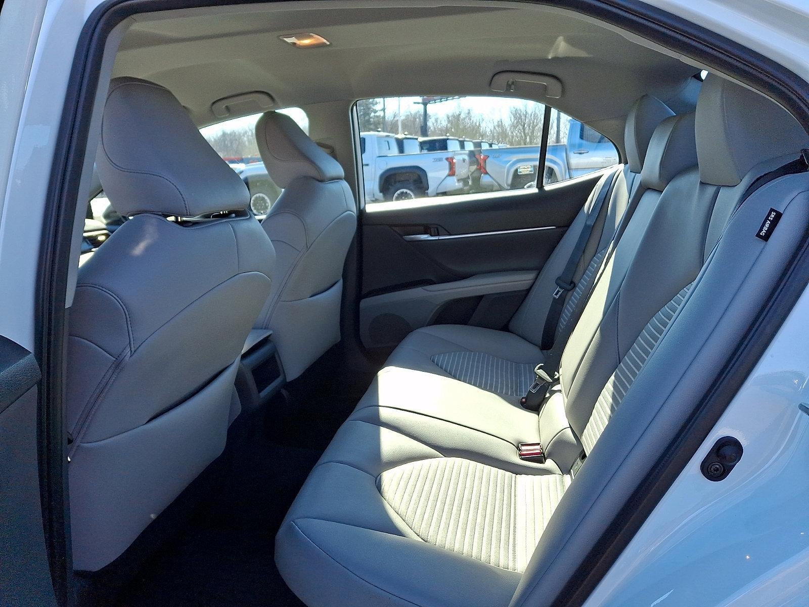 2024 Toyota Camry Hybrid SE CVT (Natl)