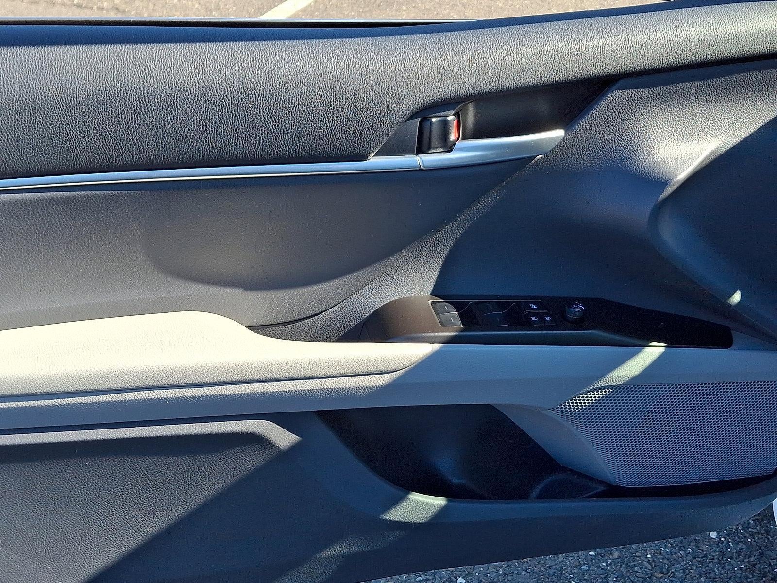 2024 Toyota Camry Hybrid SE CVT (Natl)