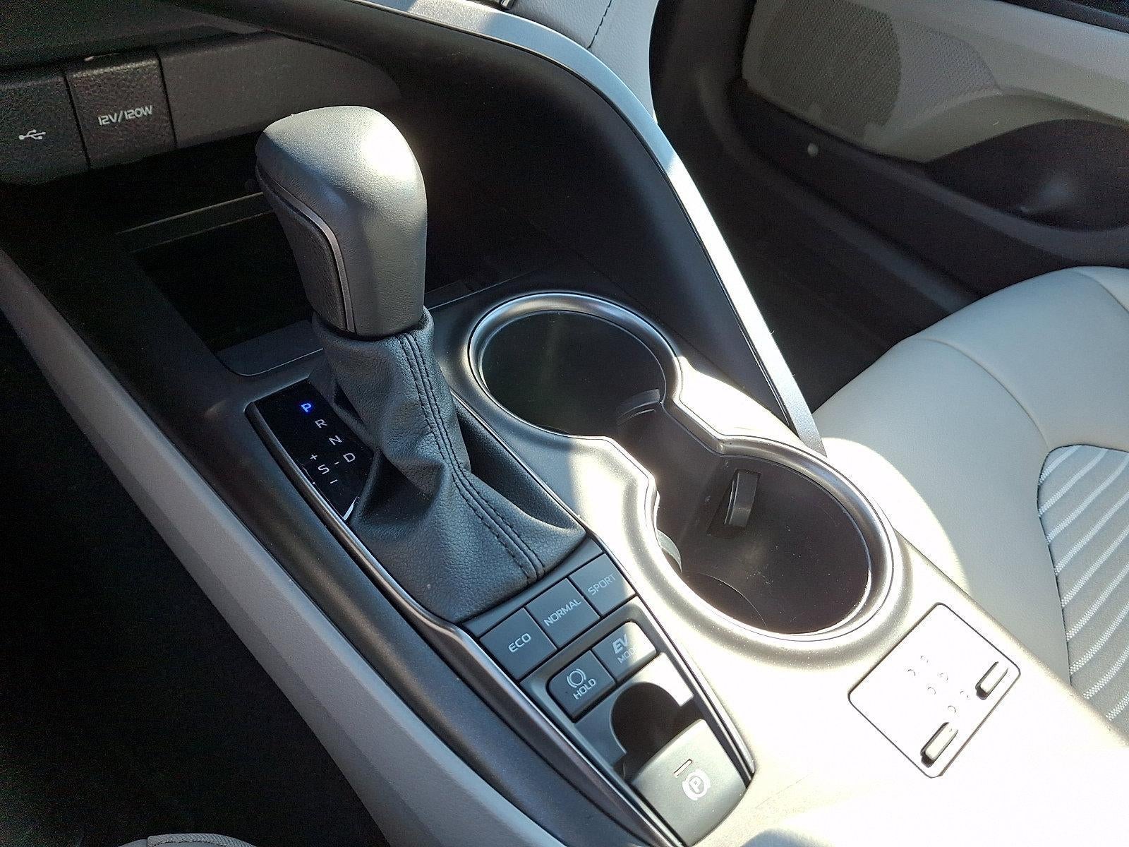 2024 Toyota Camry Hybrid SE CVT (Natl)