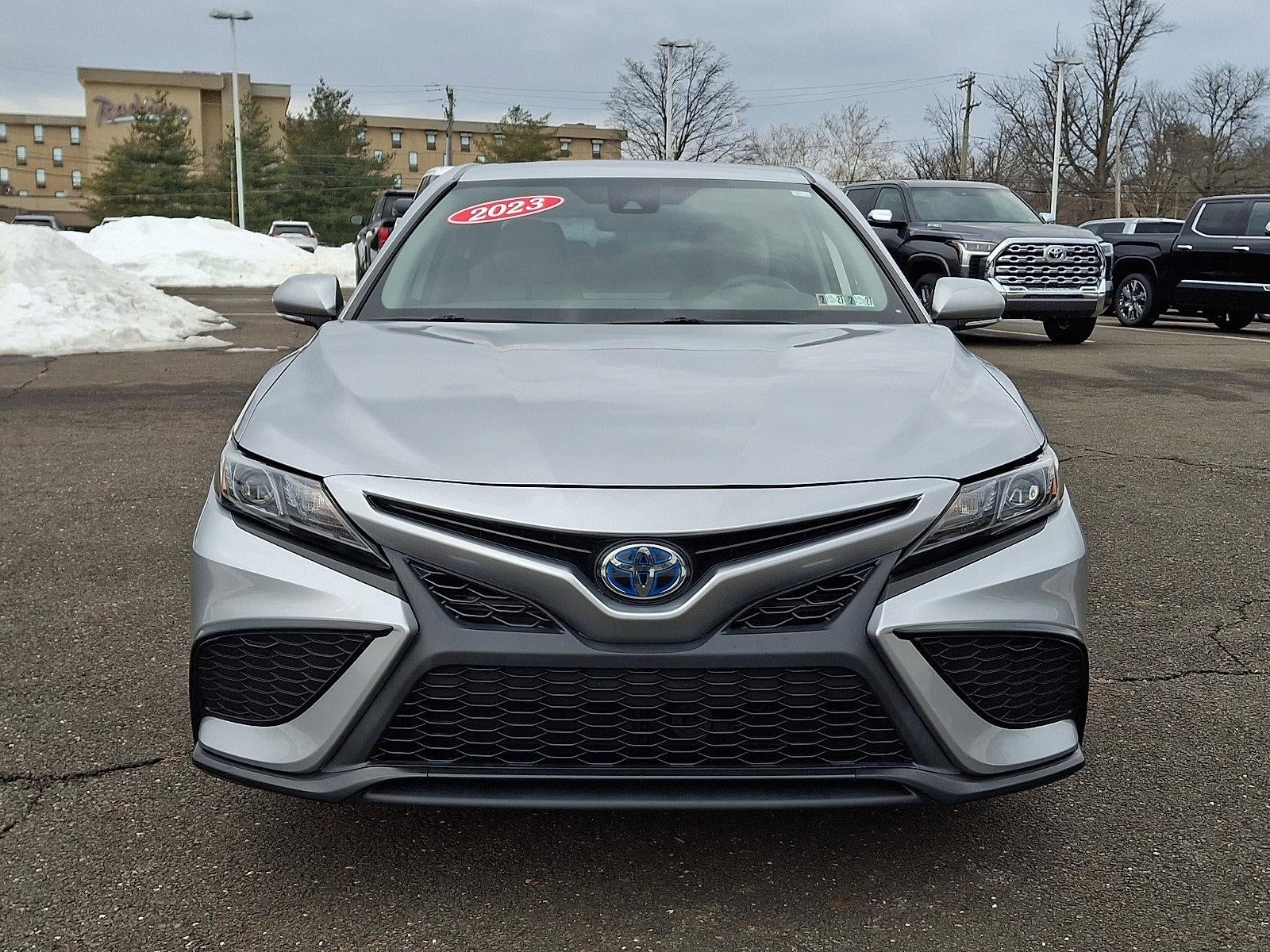 2023 Toyota Camry Hybrid SE CVT (Natl)