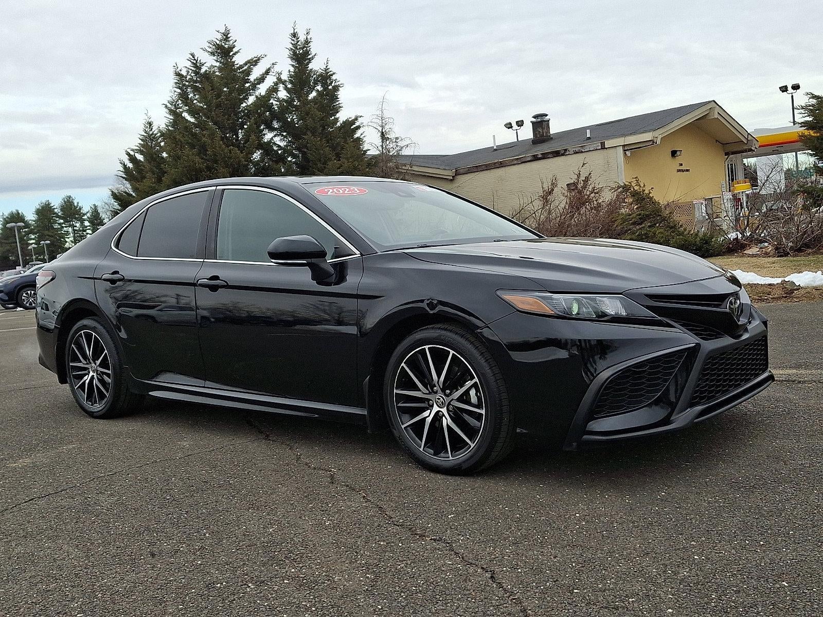 2023 Toyota Camry SE Auto (Natl)