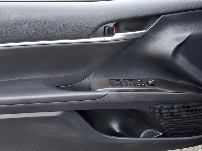 2023 Toyota Camry SE Auto (Natl)