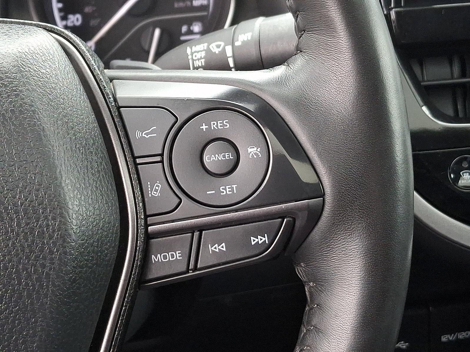 2023 Toyota Camry SE Auto (Natl)