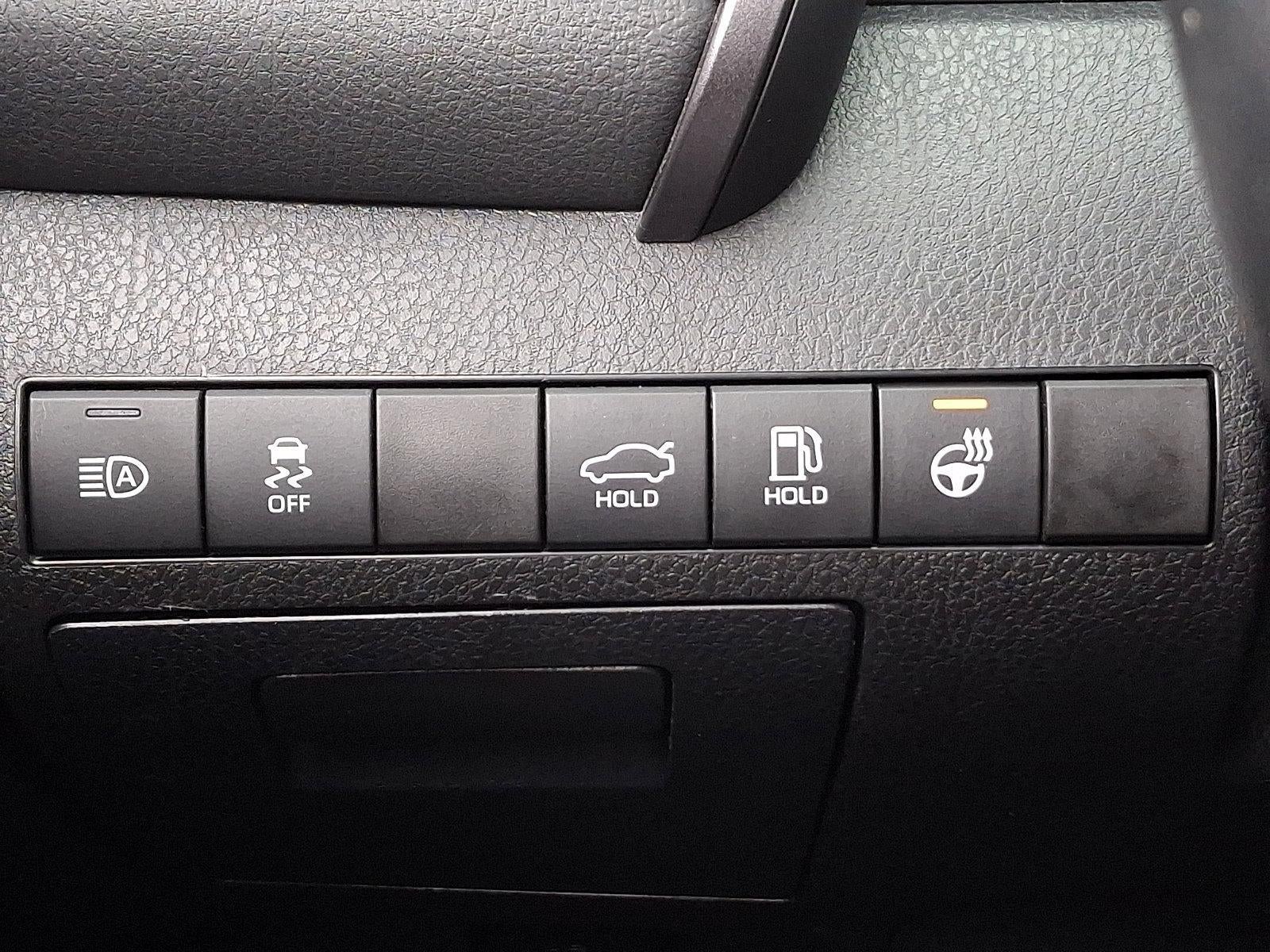 2023 Toyota Camry SE Auto (Natl)