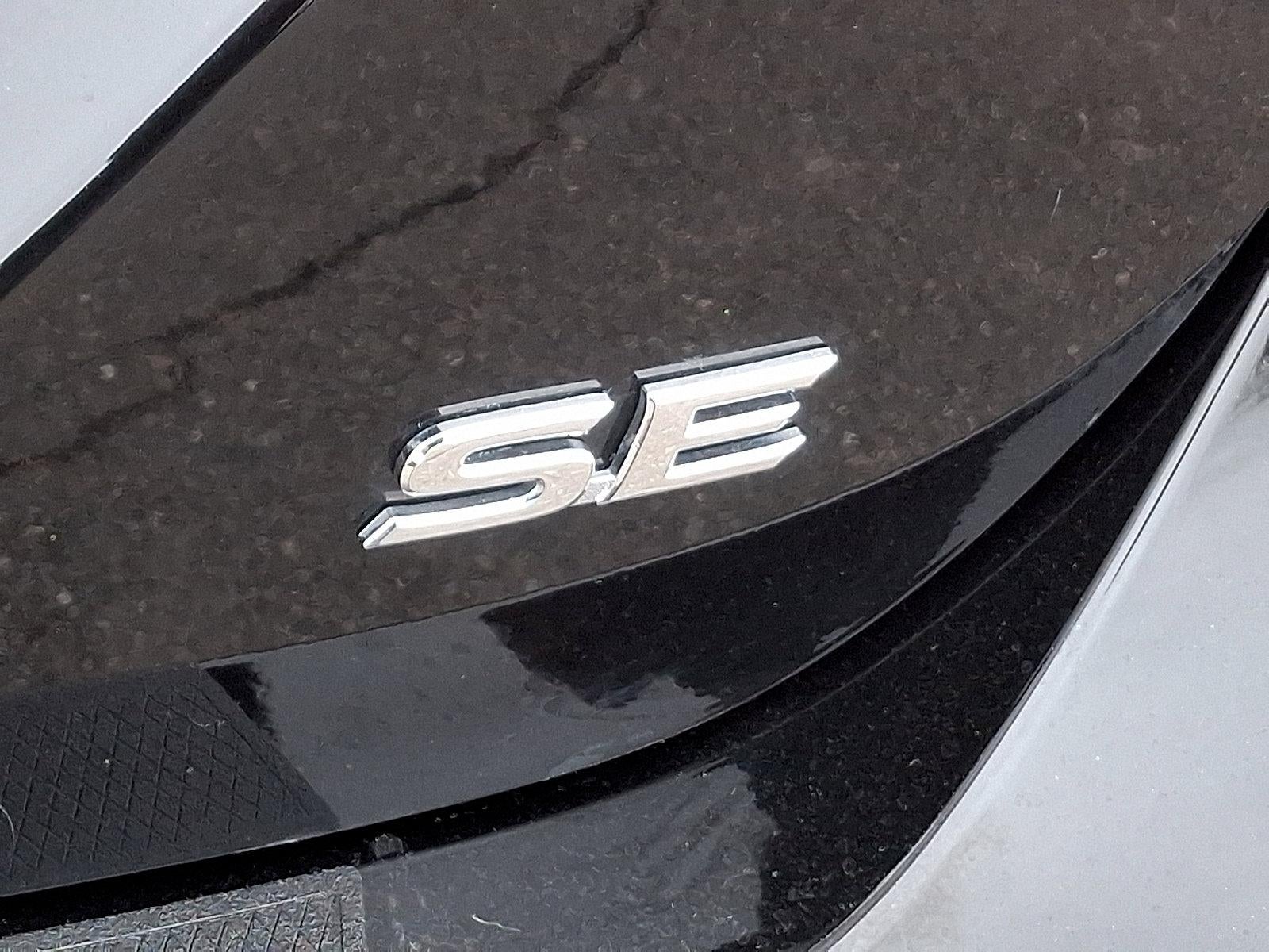 2023 Toyota Camry SE Auto (Natl)