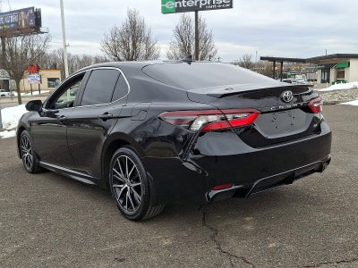 2023 Toyota Camry SE Auto (Natl)