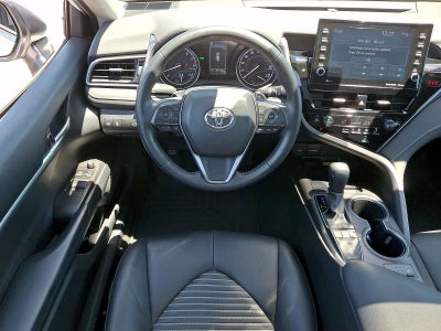 2023 Toyota Camry SE Auto (Natl)