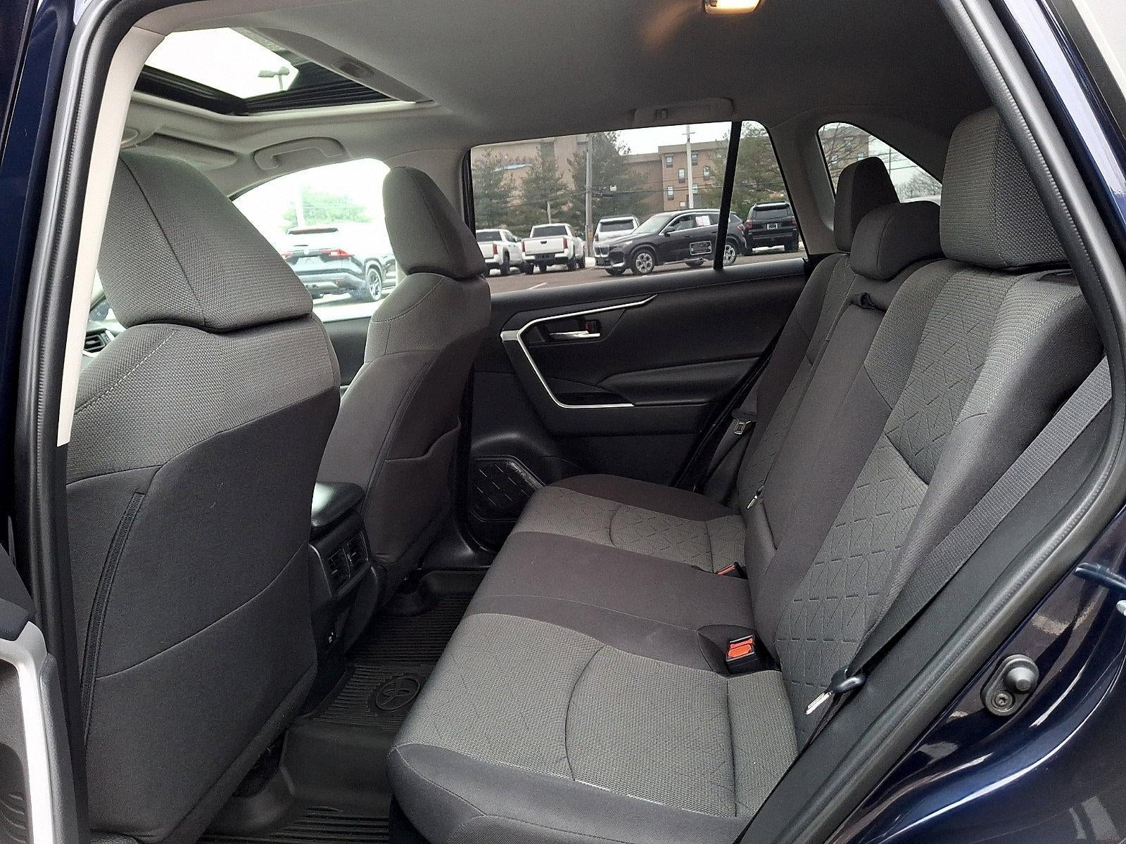 2021 Toyota RAV4 Hybrid XLE AWD (Natl)