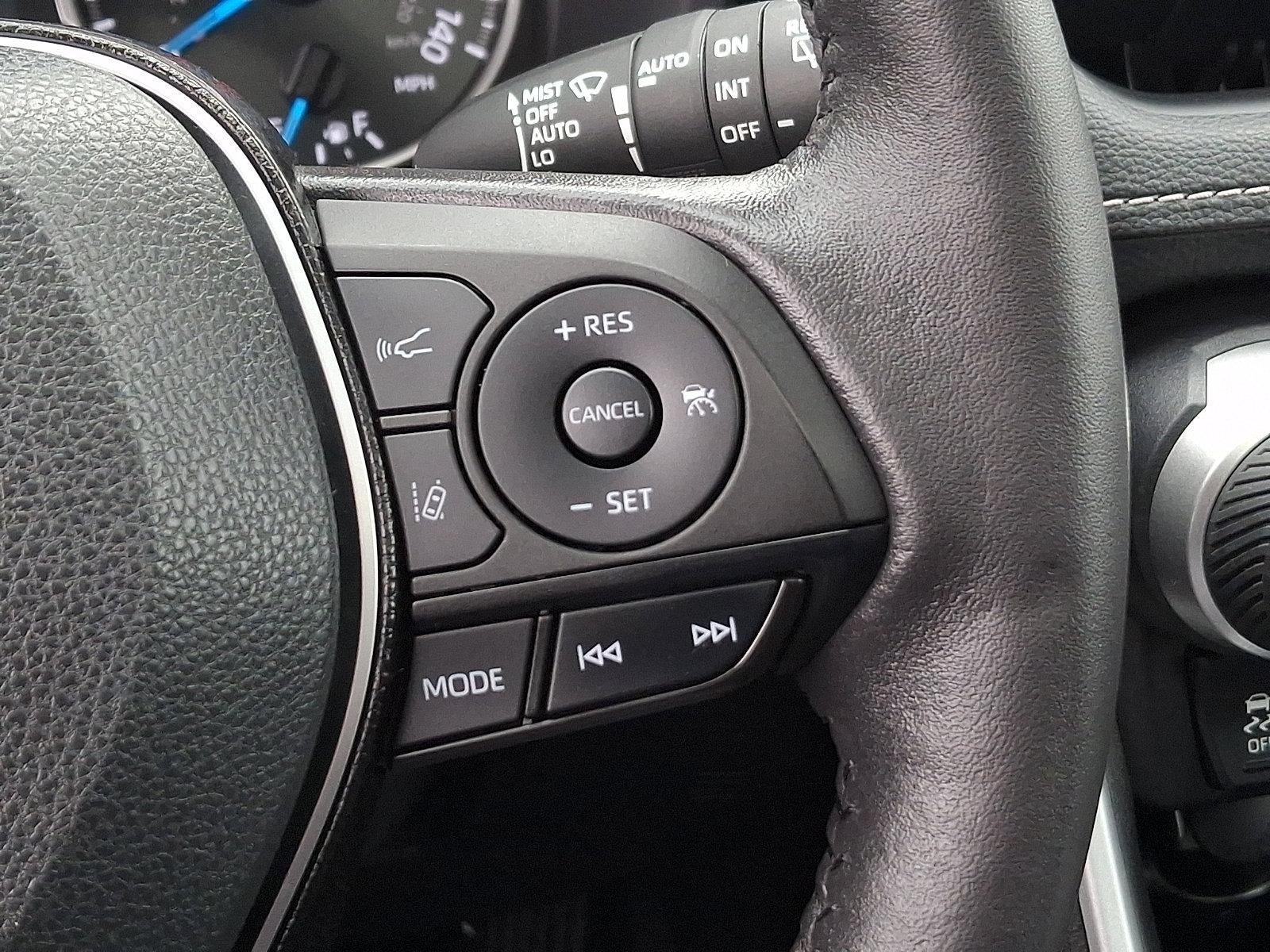 2021 Toyota RAV4 Hybrid XLE AWD (Natl)