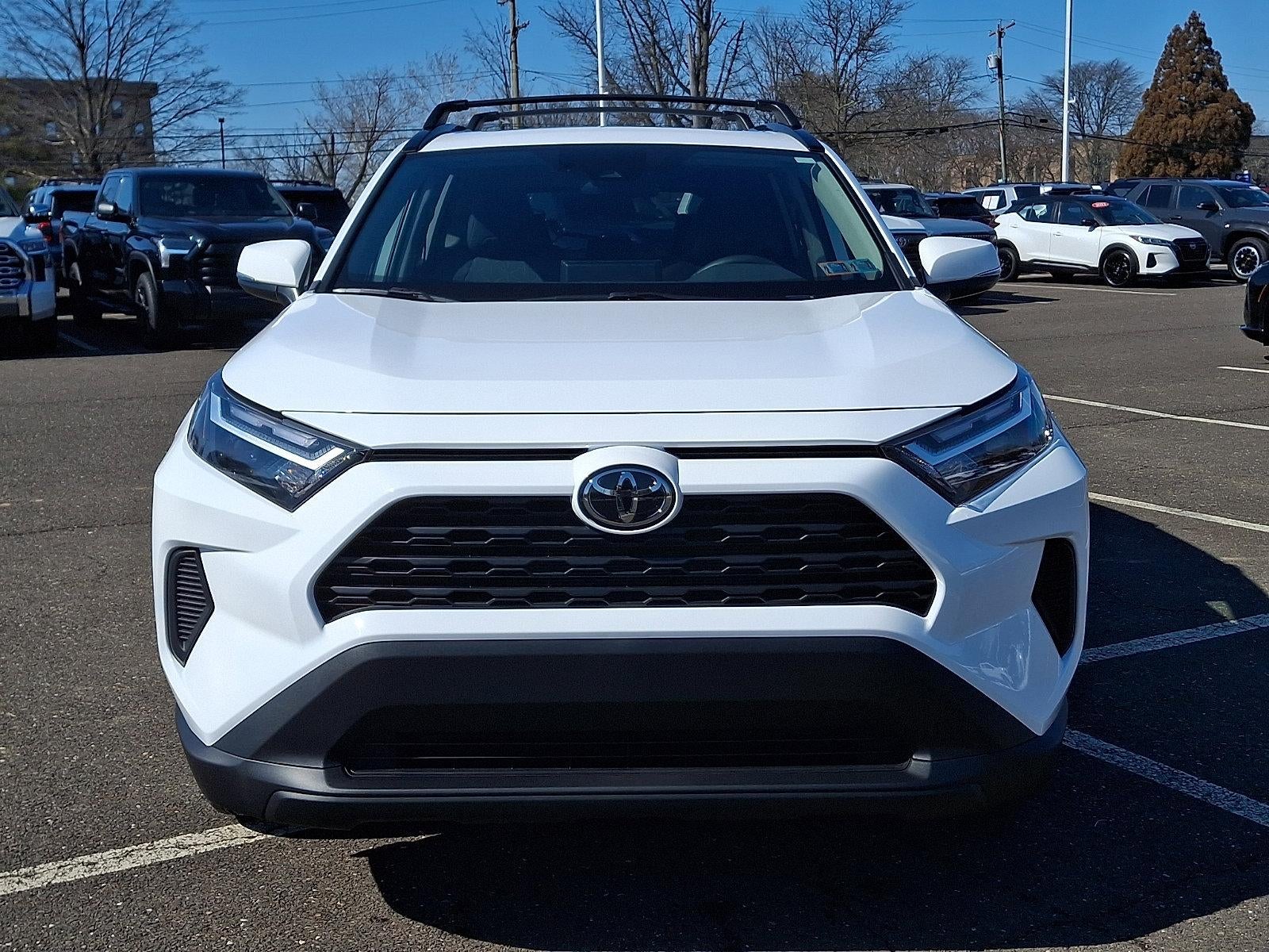 2025 Toyota RAV4 Hybrid XLE AWD (Natl)