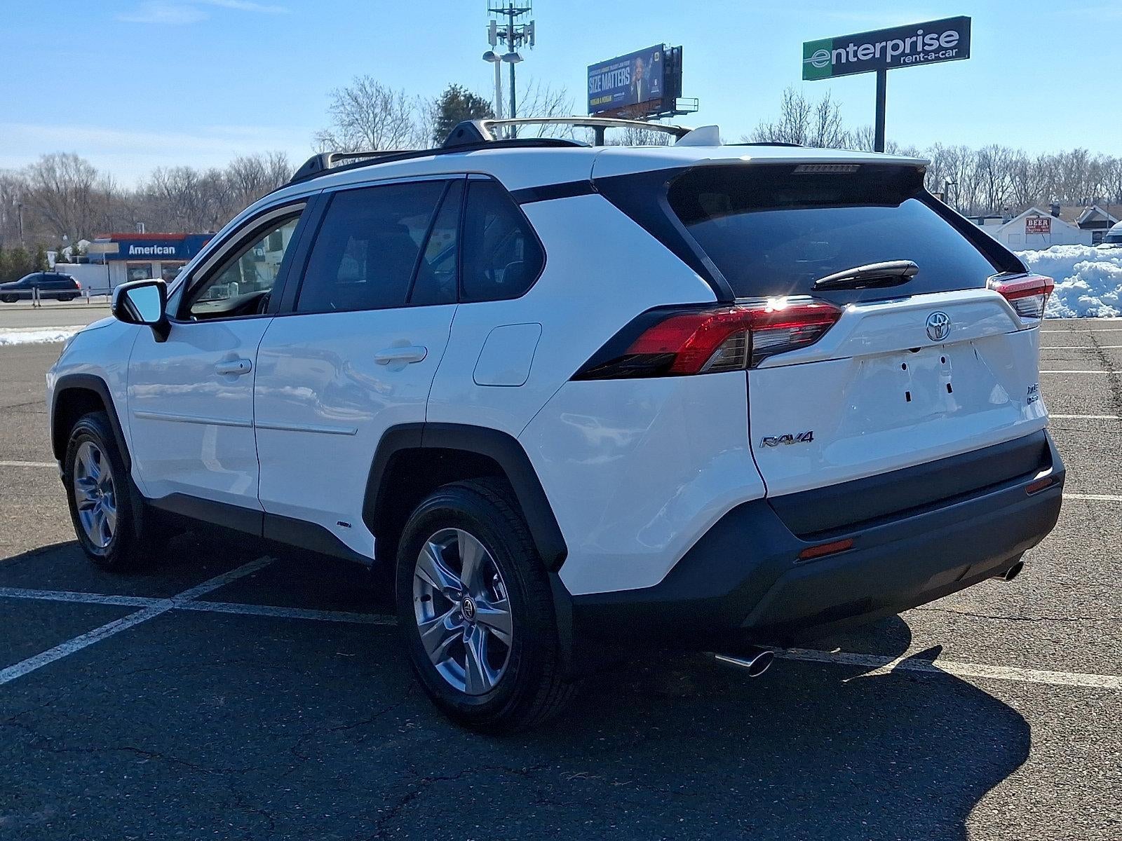 2025 Toyota RAV4 Hybrid XLE AWD (Natl)