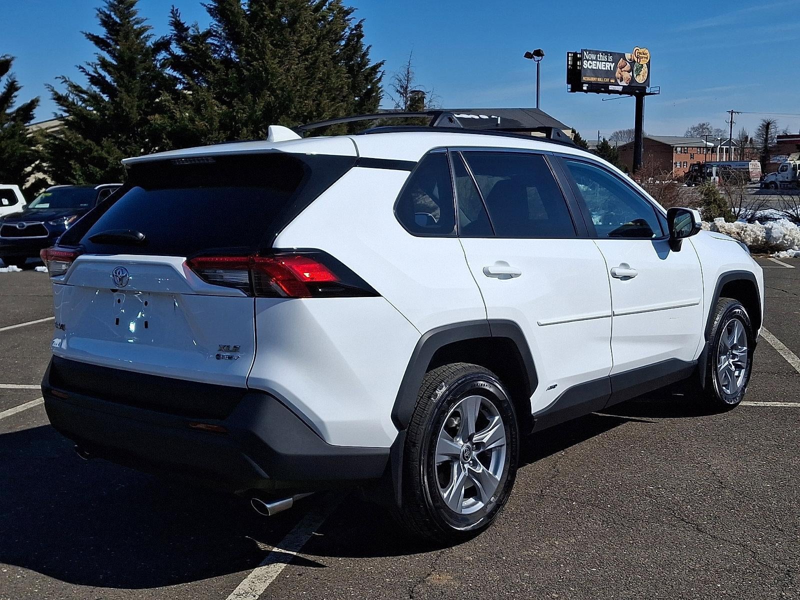 2025 Toyota RAV4 Hybrid XLE AWD (Natl)