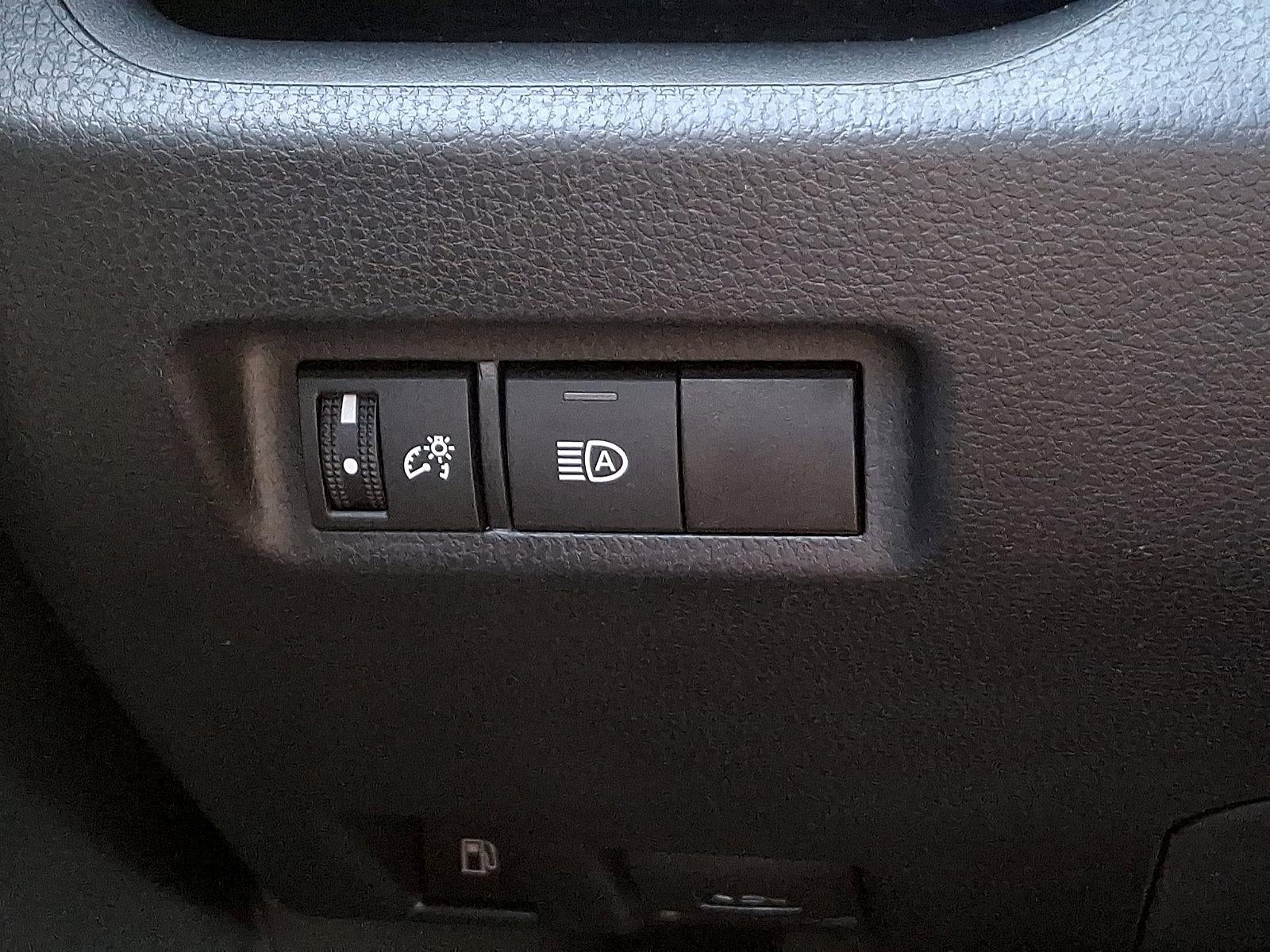 2024 Toyota RAV4 Hybrid XLE AWD (Natl)