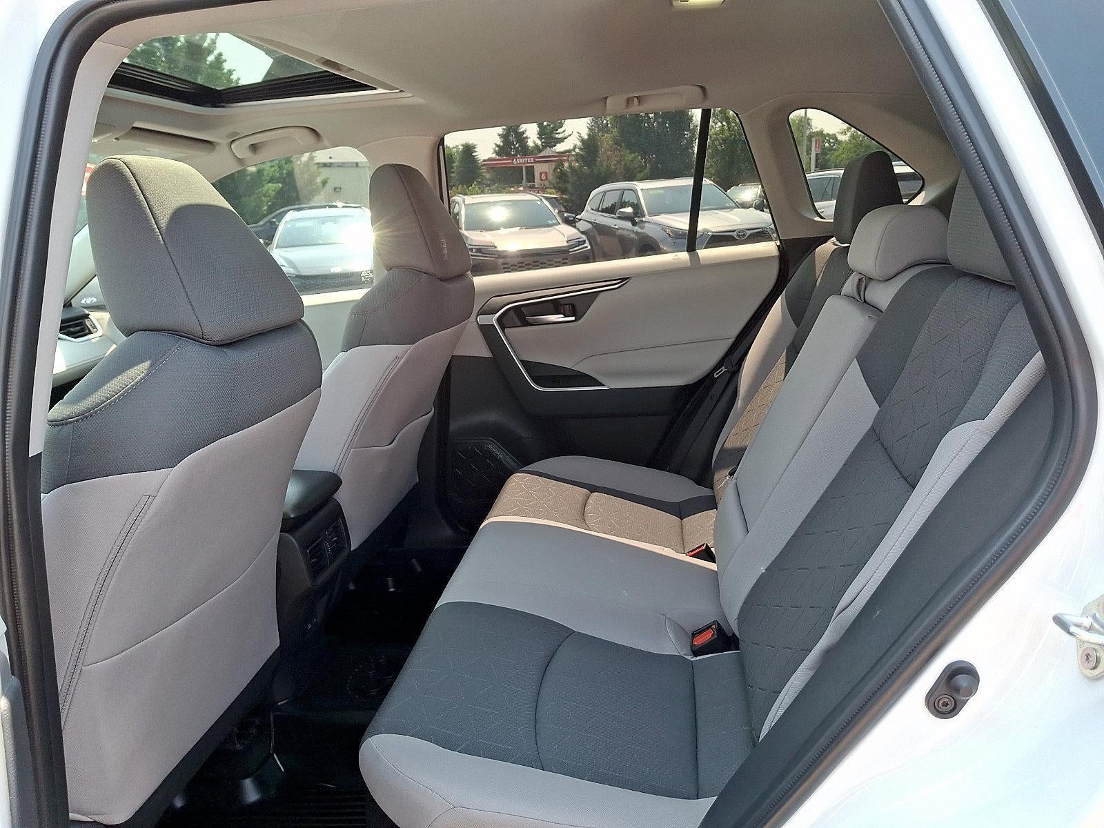 2025 Toyota RAV4 Hybrid XLE AWD (Natl)