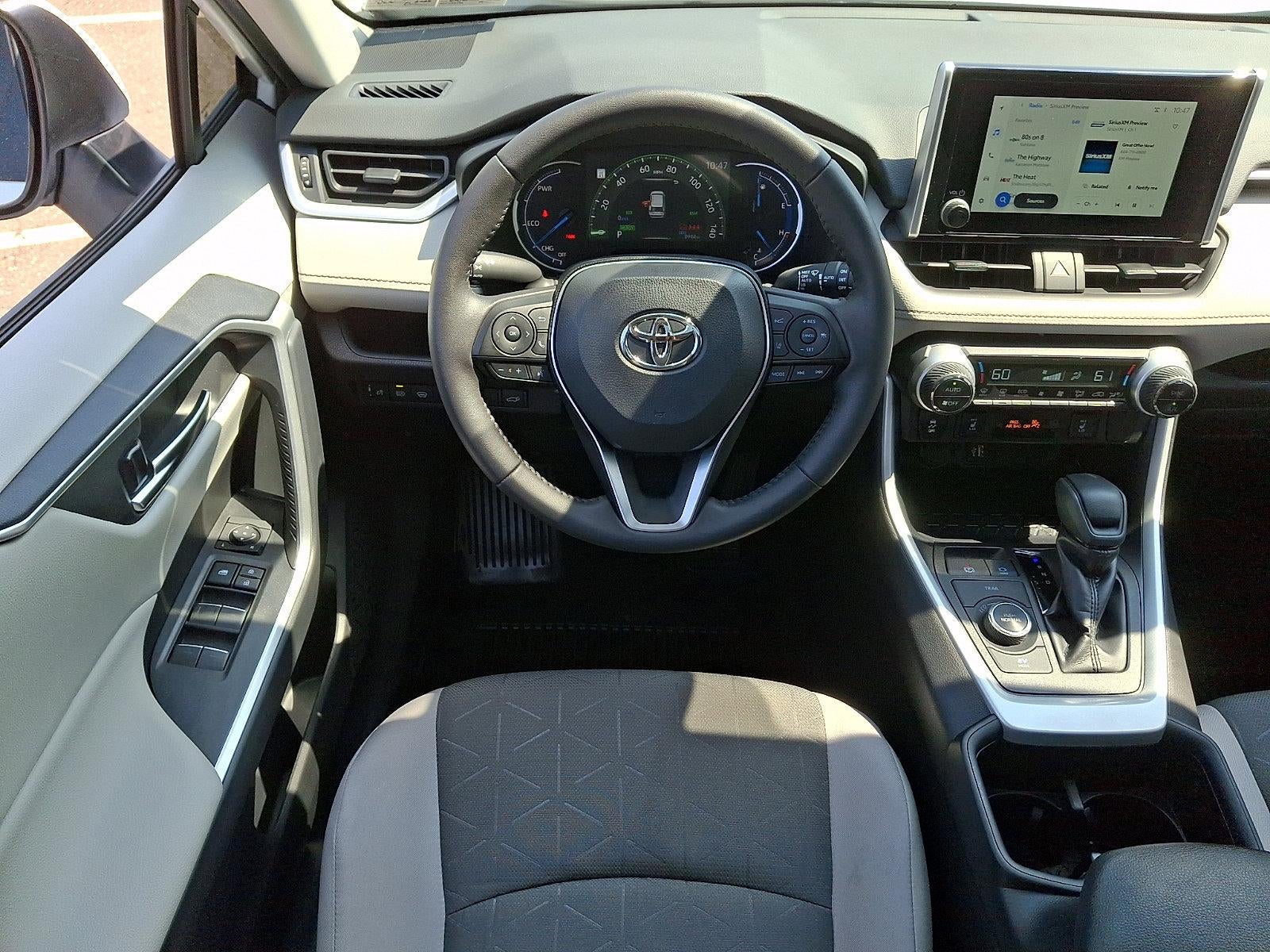 2025 Toyota RAV4 Hybrid XLE AWD (Natl)