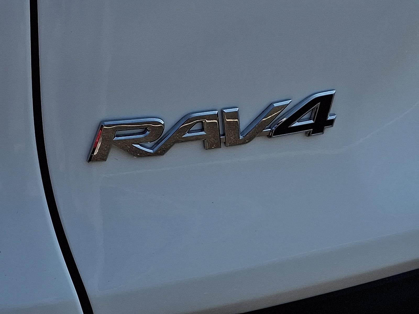 2025 Toyota RAV4 Hybrid XLE AWD (Natl)