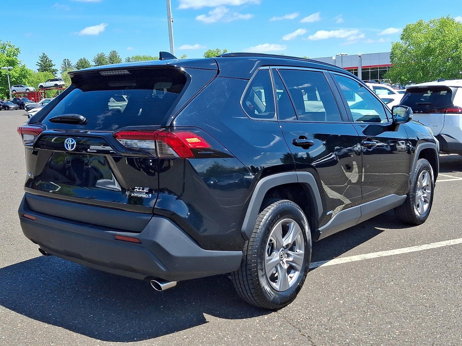 2024 Toyota RAV4 Hybrid XLE AWD (Natl)