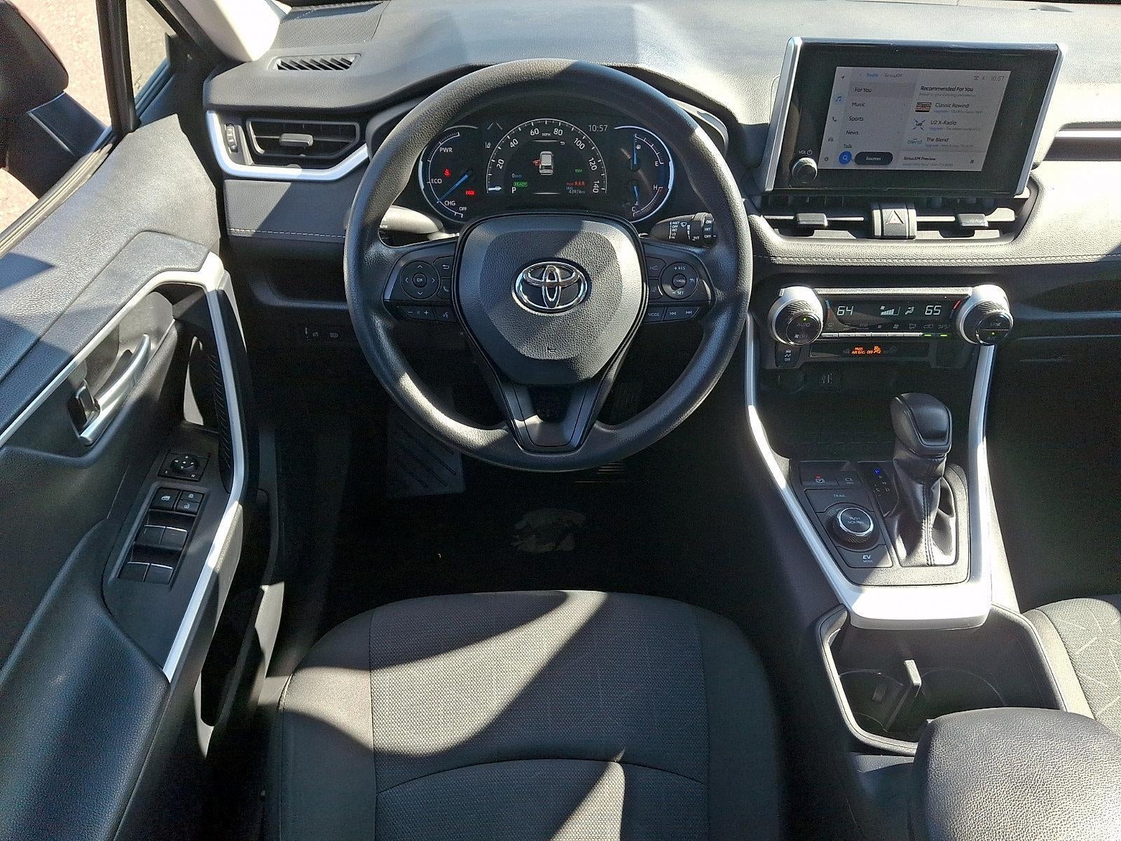 2025 Toyota RAV4 Hybrid XLE AWD (Natl)