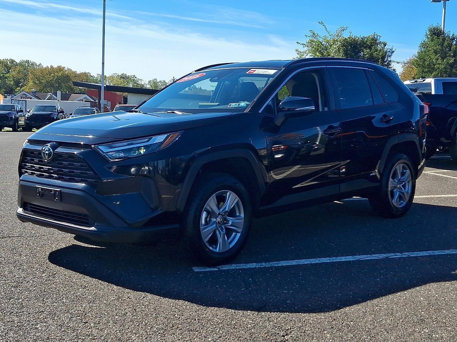 2025 Toyota RAV4 Hybrid XLE AWD (Natl)