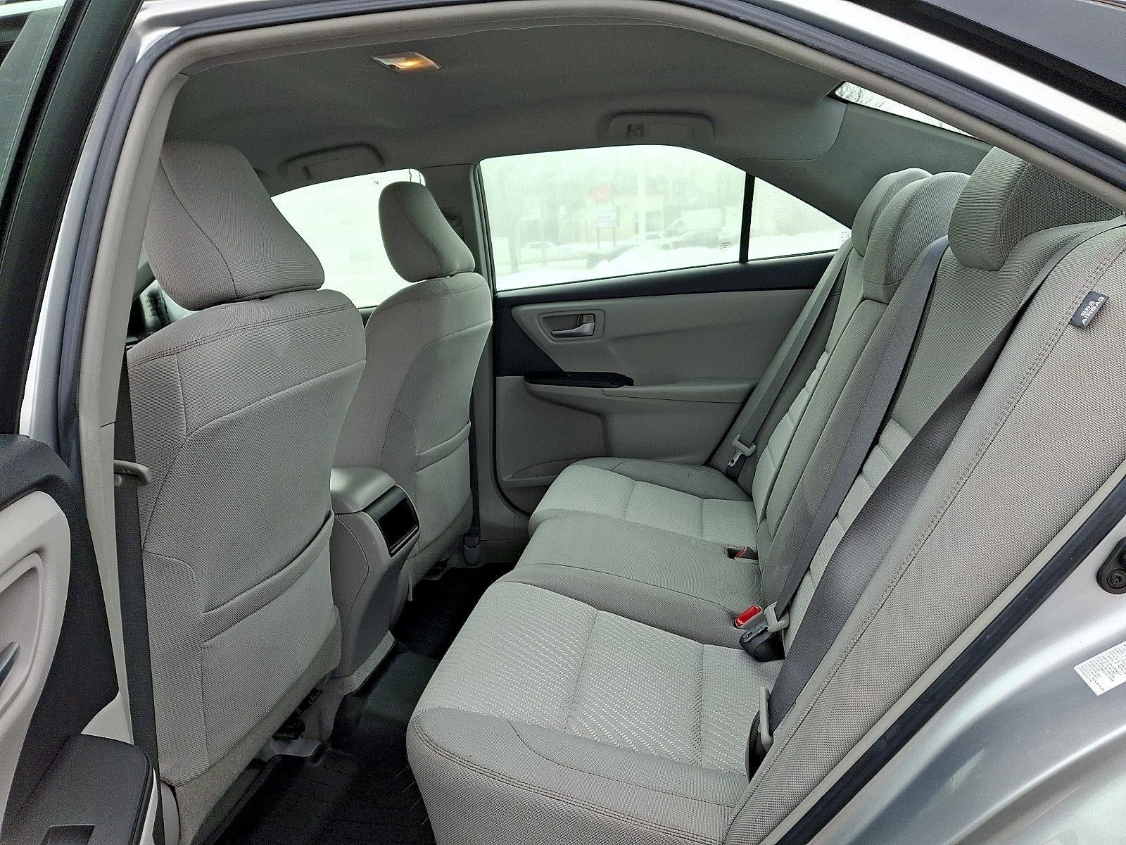 2015 Toyota Camry 4dr Sdn I4 Auto LE (Natl)