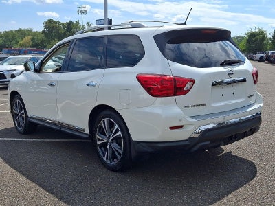 2018 Nissan Pathfinder FWD Platinum