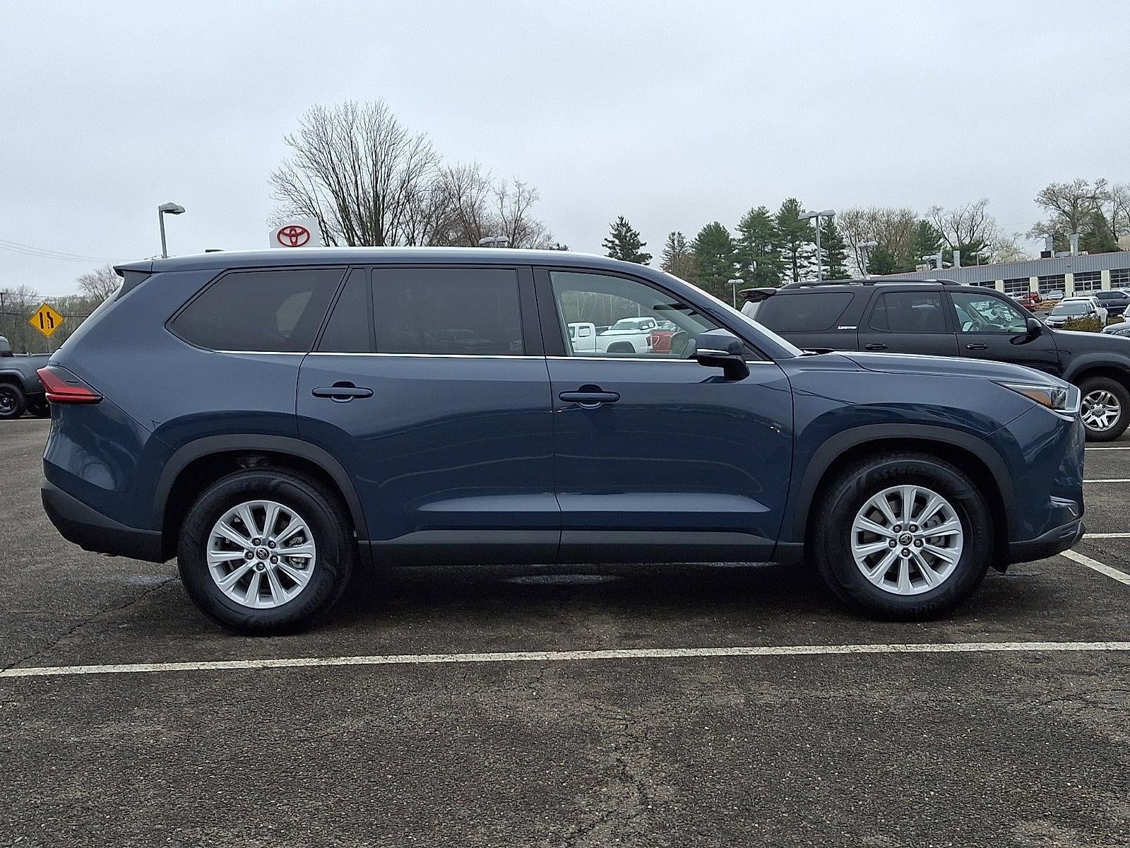 2025 Toyota Grand Highlander XLE FWD (Natl)