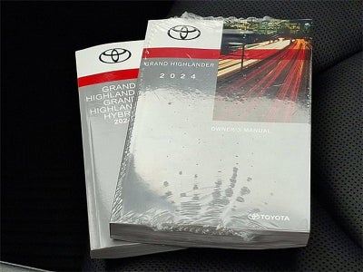 2024 Toyota Grand Highlander Limited AWD (Natl)