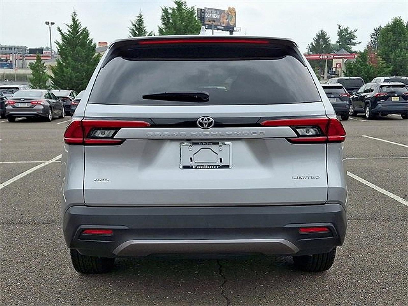 2024 Toyota Grand Highlander Limited AWD (Natl)