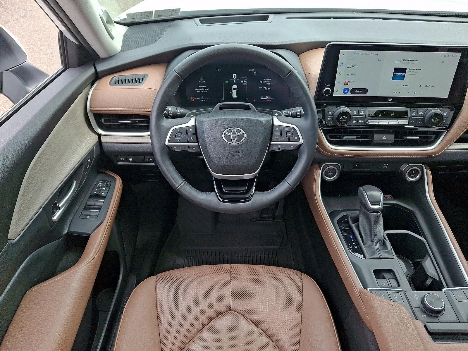 2025 Toyota Grand Highlander Platinum AWD (Natl)