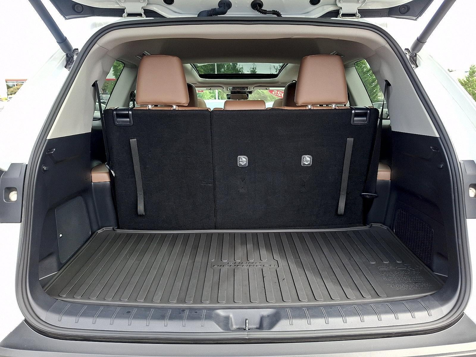 2025 Toyota Grand Highlander Platinum AWD (Natl)